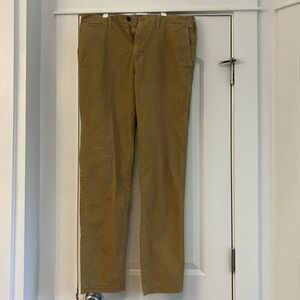 Men’s American Eagle Size 32x34 Khaki’s
